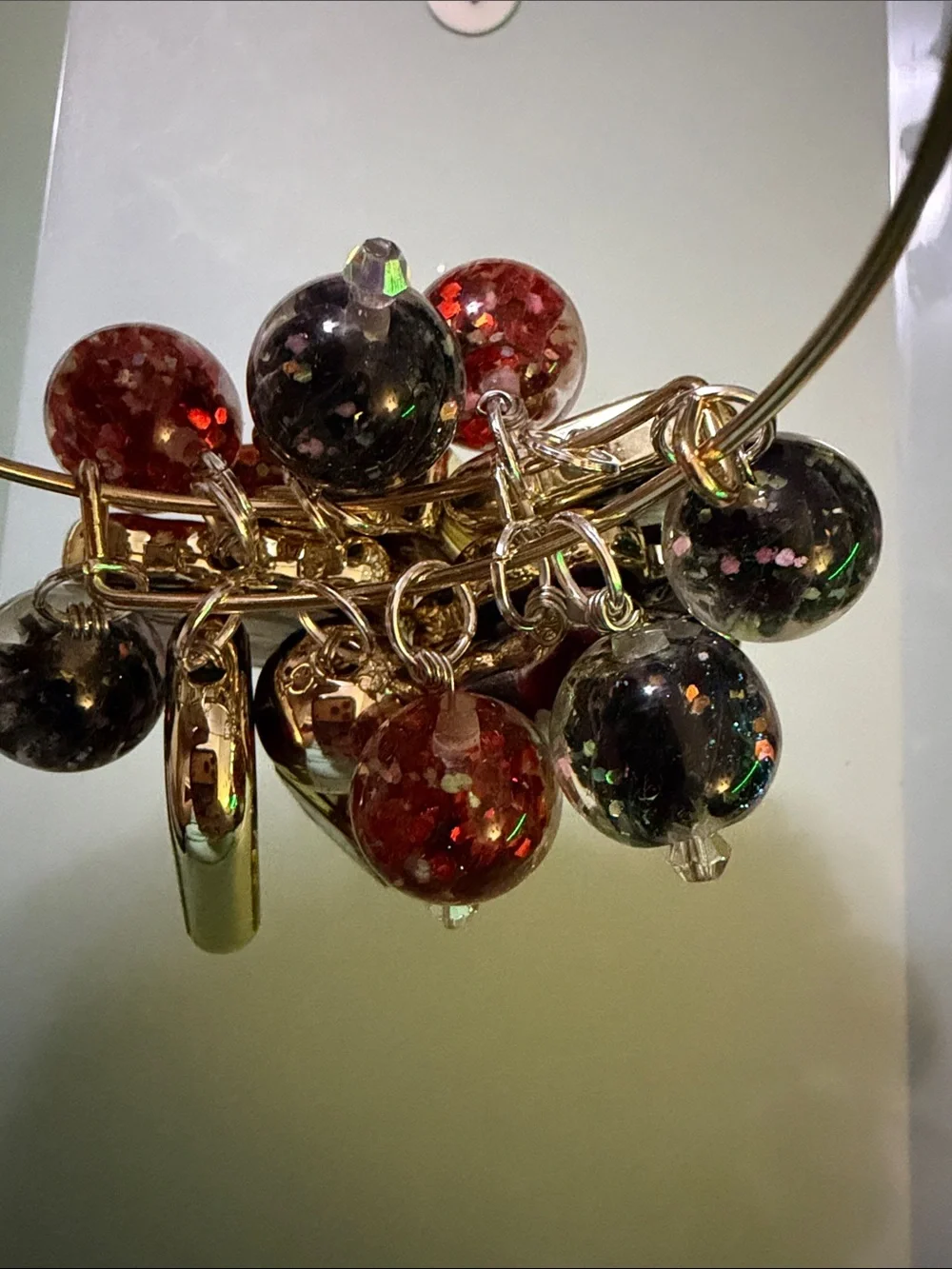 Hello Kitty Charm Hoop bracelet in Red and Black